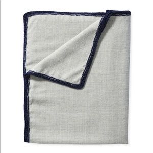 NWT - Serena & Lily Baby Summit Blanket in Grey and Navy - 100% Alpaca Wool